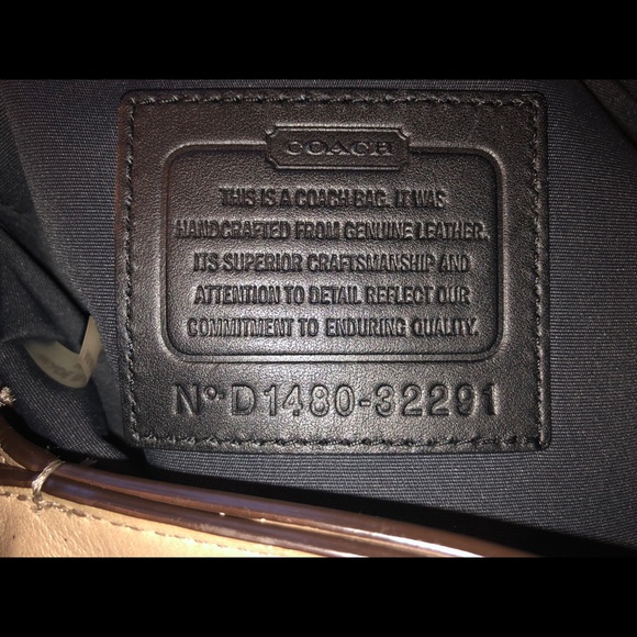 Coach grey leather handbag. - Picture 3 of 10